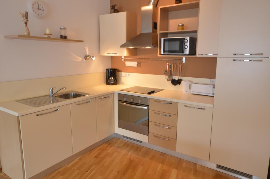Apartment Riccardo - By Alpen Apartments Kaprun Room photo