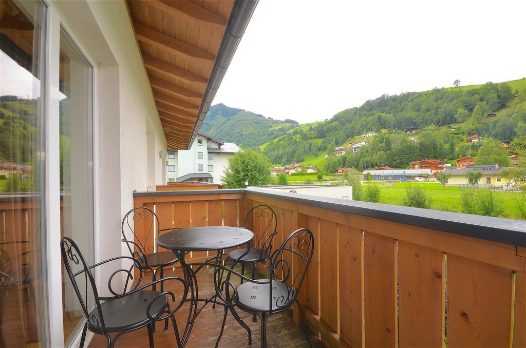Apartment Riccardo - By Alpen Apartments Kaprun Exterior photo